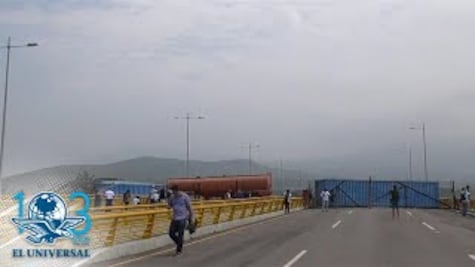 Autoridades venezolanas bloquean puente fronterizo con Colombia
