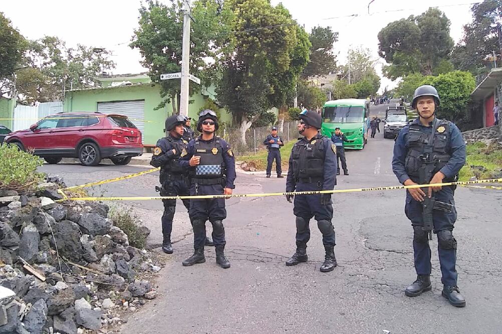 Elementos de la Secretaría de Seguridad Ciudadana resguardaron la zona donde se enfrentaron las bandas de El Trompas y Don Agus. Foto: ARCHIVO EL UNIVERSAL