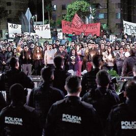 Retratan violencia contra periodistas