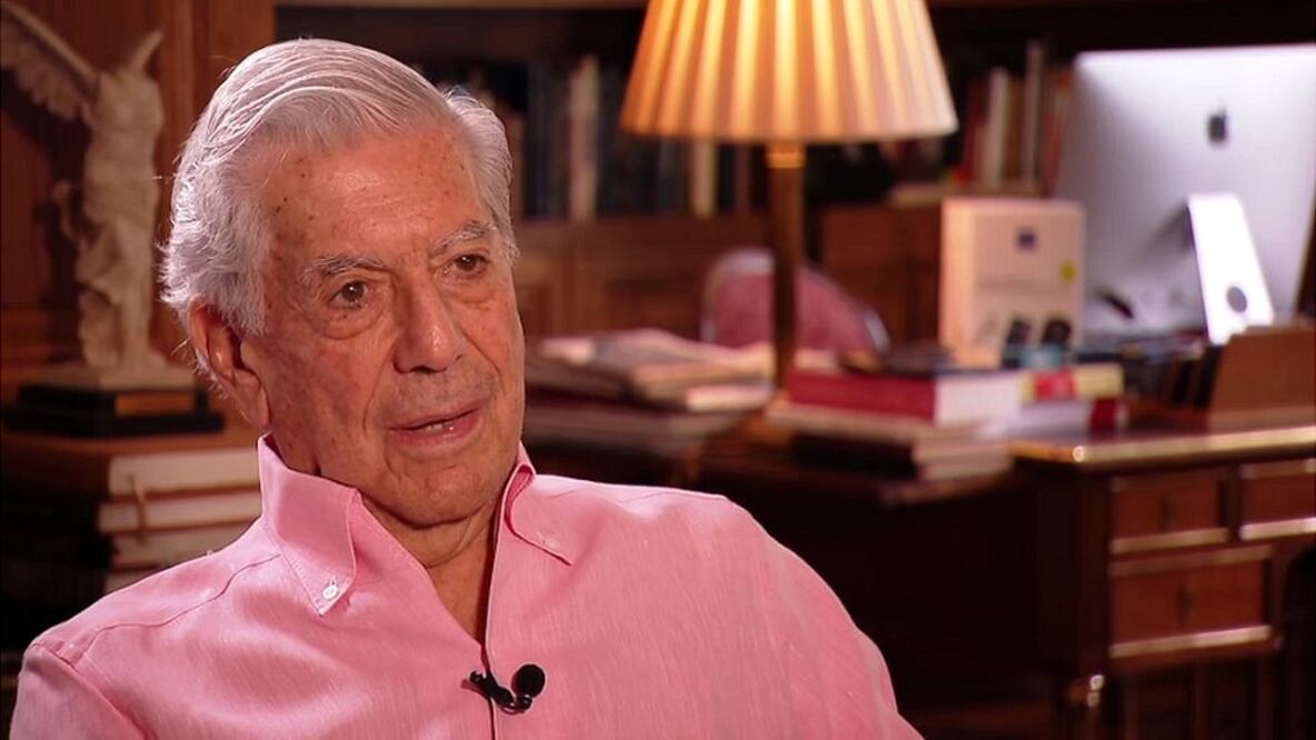 Me gustaría que la muerte me hallara escribiendo: Vargas Llosa