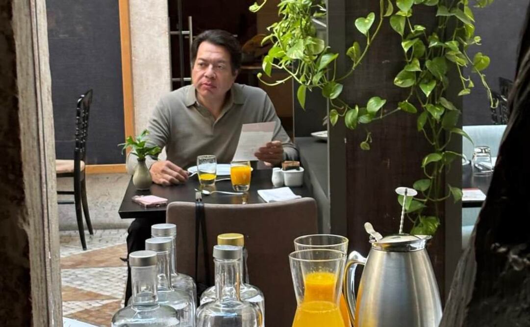 Mario Delgado Carrillo fue captado vacacionando en el restaurante del hotel Pousada de Lisboa, Portugal. Foto: X @ClaudioOchoaH