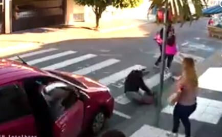Video. Mujer policía frustra asalto a mamás en Día de las Madres 