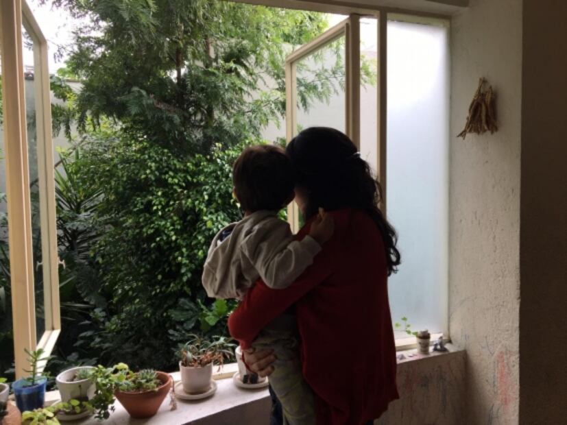 Así viven la maternidad las artistas y creadoras en tiempos de confinamiento por coronavirus