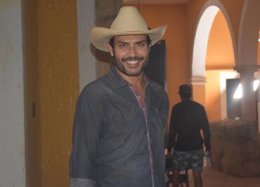 Andrés Palacios se despide de su "Tierra de esperanza" televisiva