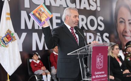 Gobernador de Michoacán da banderazo a nuevo ciclo escolar con la entrega de 4.3 millones de libros de texto
