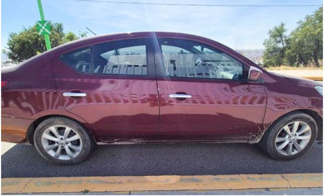 Cámaras de vigilancia en Tizayuca, Hidalgo identifican el vehículo de los presuntos implicados en homicidio de padre e hijo (21/11/2024). Foto: Especial