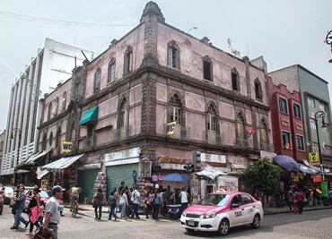 Monreal: Asamblea de Barrios y Panchos Villa, los invasores