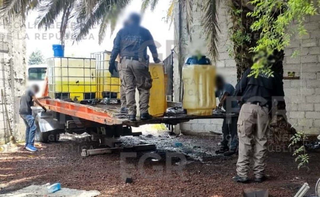 FGR asegura inmueble en Huehuetoca por venta ilegal de gasolina; decomisa 2 mil 805 litros.
Foto: Especial.