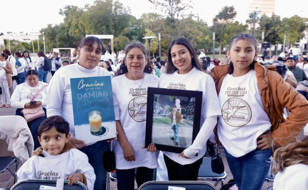 “Este homenaje honra a quienes, en medio del duelo, tomaron la decisión de convertir la pérdida en una nueva oportunidad para otras personas”, dijo  García Muñoz Ledo Foto: Xóchitl Álvarez / EL UNIVERSAL