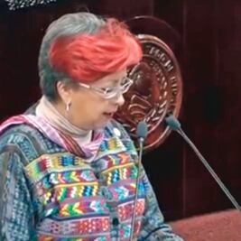 Morenista que ni legisla ni canta