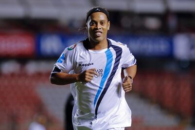 Ronaldinho jugará amistoso en México tras retiro