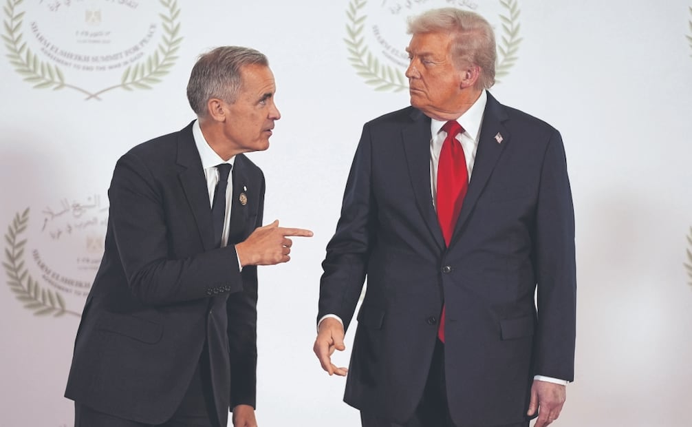 El primer ministro canadiense, Mark Carney, con el mandatario estadounidense, Donald Trump. Foto: de Evan Vucci. AP