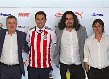 Directiva de Chivas no paga, pero prometió más premios