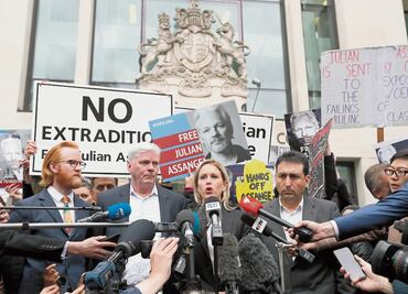 Assange lucha contra extradición