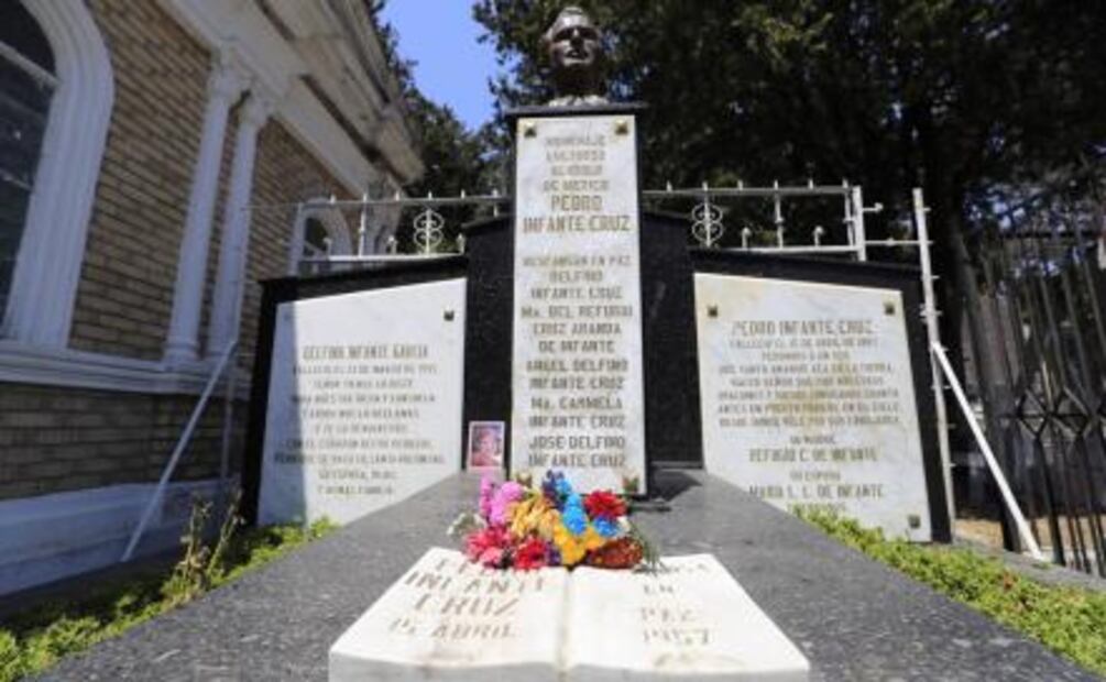 The day a country sang in mourning