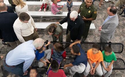 Pence reconoce que "es duro" ver a migrantes en centros de detención de EU