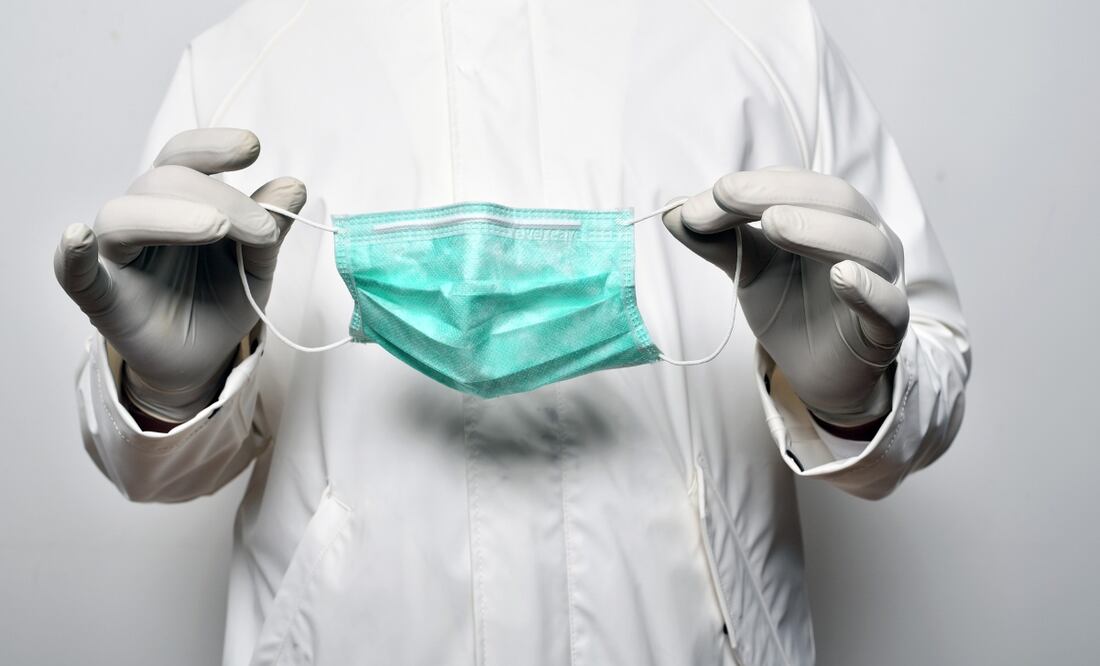 El sistema está compuesto por una caja negra, un láser y una cámara de teléfono celular. Su funcionamiento está basado en medir las gotas que se producen cuando alguien habla a través del cubrebocas