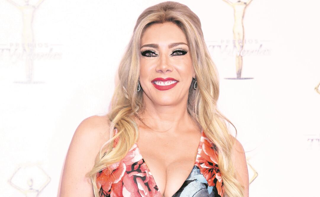 Finalmente, la actriz agradeció a Carlos Aguilar, director del Torito. (CORTESÍA)