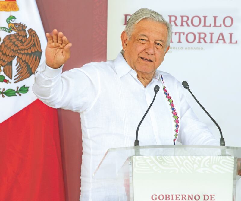 El presidente Andrés Manuel López Obrador dijo en su visita a Sonora que su gobierno está preparado para frenar la pandemia por el coronavirus. Foto: PRESIDENCIA