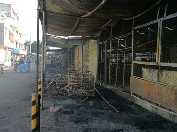 Se incendian 60 puestos en mercado de Juchitán
