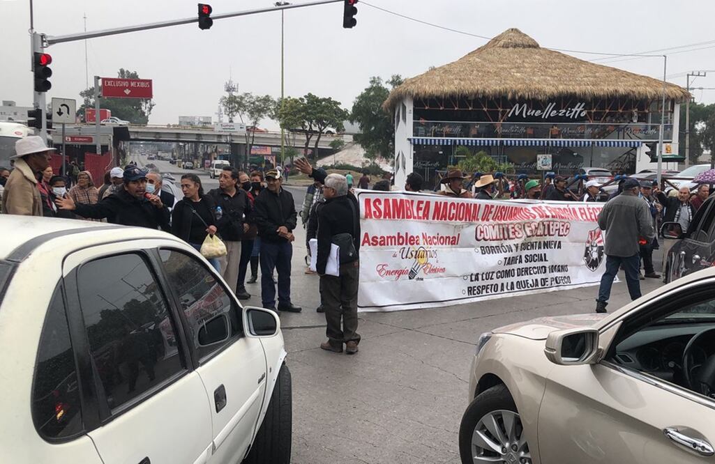 Manifestantes de ANUEE en Ecatepec. FOTO: Especial/ EL UNIVERSAL/
