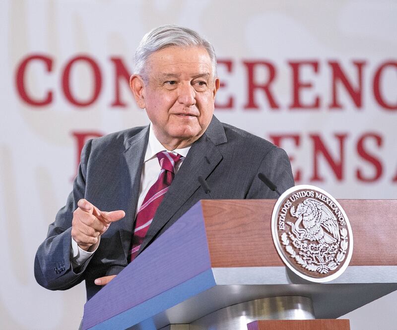 El presidente Andrés Manuel López Obrador en la conferencia matutina se mostró dispuesto a revisar el pacto fiscal, a petición de los gobernadores. Foto: SERGIO TAPIA. EL UNIVERSAL