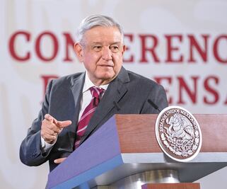 Pese a virus, recaudamos más: AMLO
