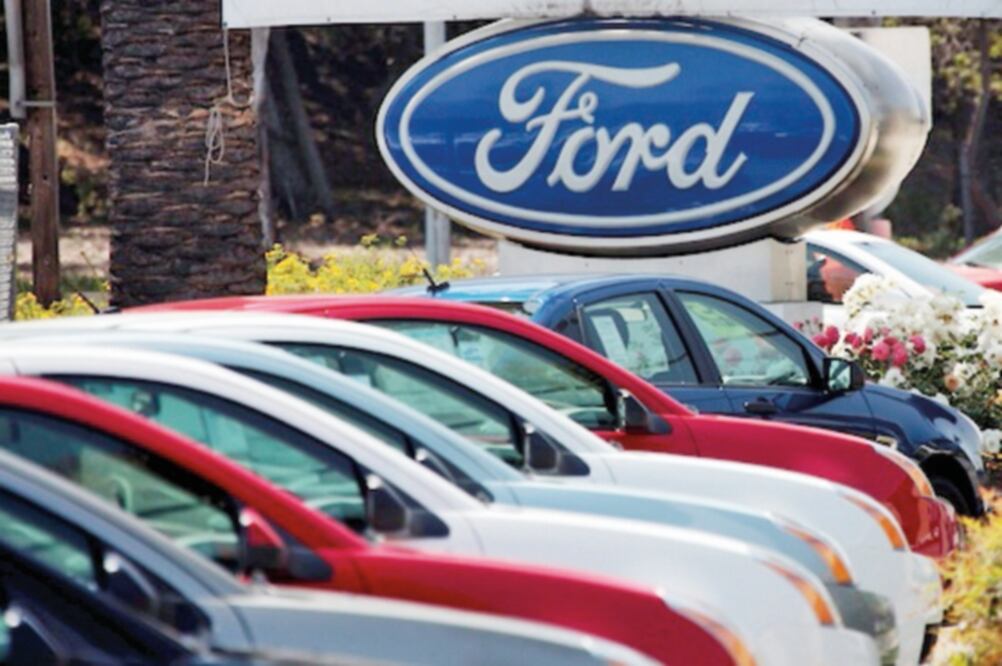 En duda. El temor a cambios en la política comercial, posibles aranceles de 35% a automotrices, entre otros aspectos han incidido en la cancelación de proyectos en México (CHRISTINE MURRAY. REUTERS)