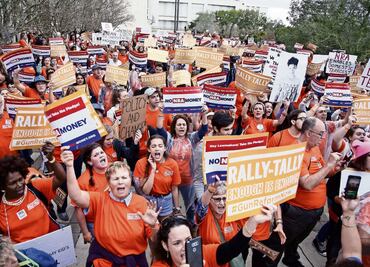 Trump asegura que él habría enfrentado al tirador de Florida