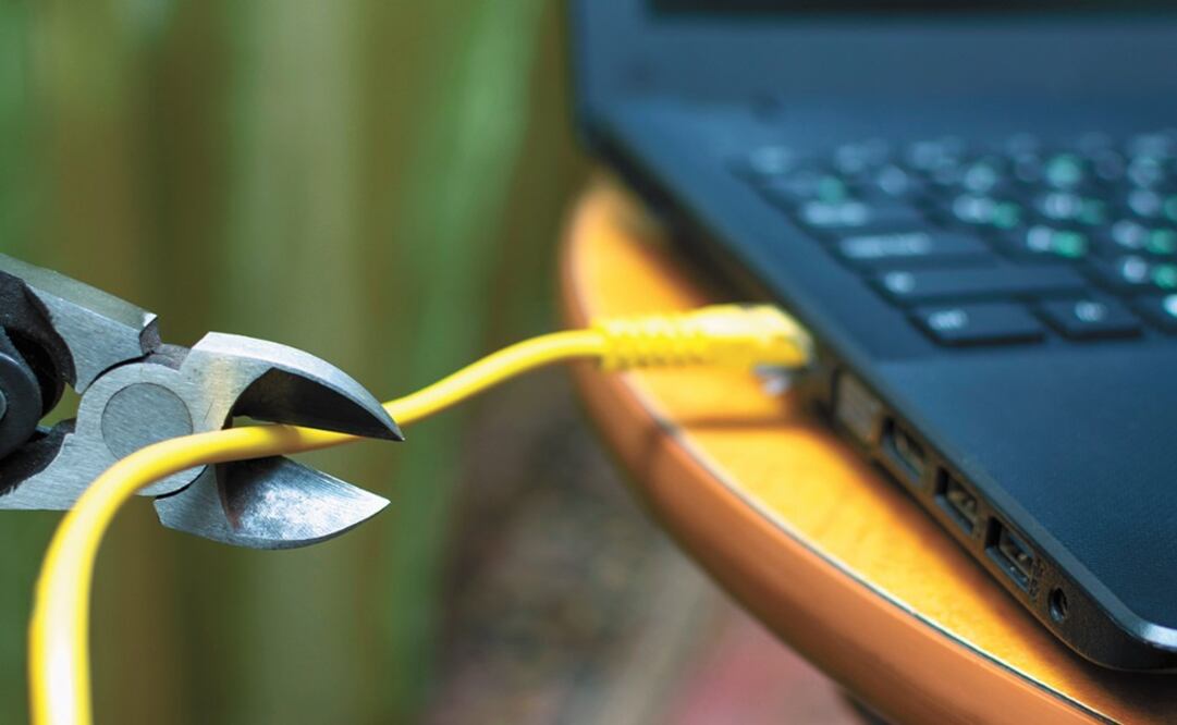 The current government won't renovate the internet contracts signed by the previous administration - Photo: File Photo/EL UNIVERSAL