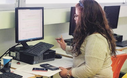 Diputados avalan que servicio social sea considerado como experiencia profesional