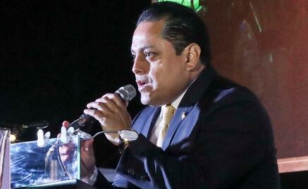 Delegado de V. Carranza y diputado, sin notificación de destitución