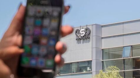 El "hackeo a gran escala" a periodistas de El Salvador con Pegasus