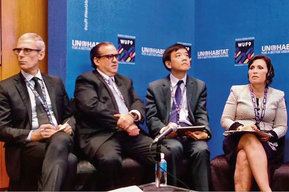 Rosario Robles dice que 33% de las viviendas entregadas por el Infonavit durante los últimos 45 años se han entregado en la administración del presidente Enrique Peña Nieto. Foto: SEDATU