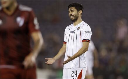 Amargo debut de Oribe Peralta con Chivas
