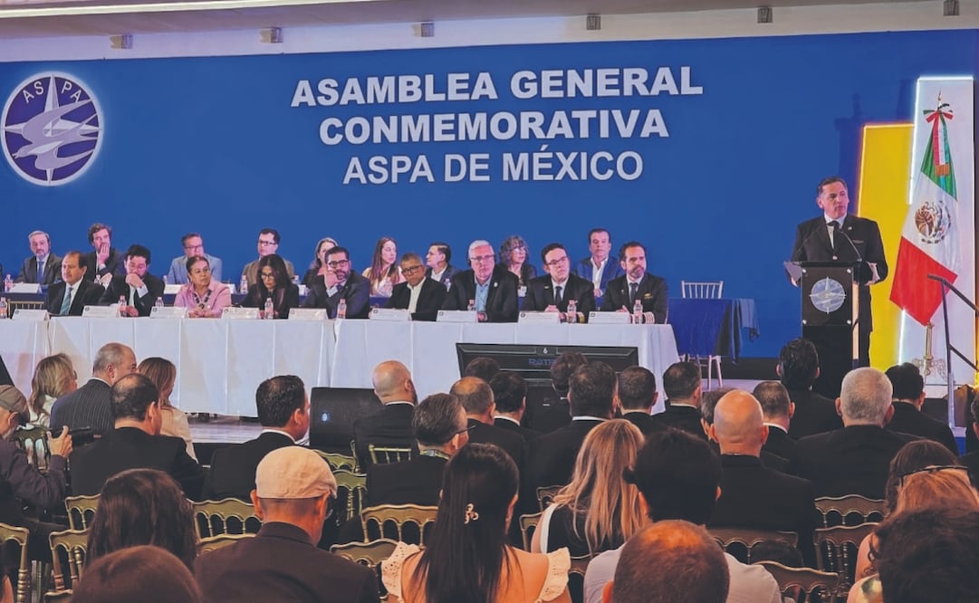 En la Asamblea General de la ASPA, los pilotos llamaron a proteger a pasajeros y dar certeza a los empleos del sector. Foto: Sara Cantera/ EL UNIVERSAL
