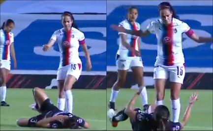 Jugadora de Chivas patea y agrede a rival del Querétaro