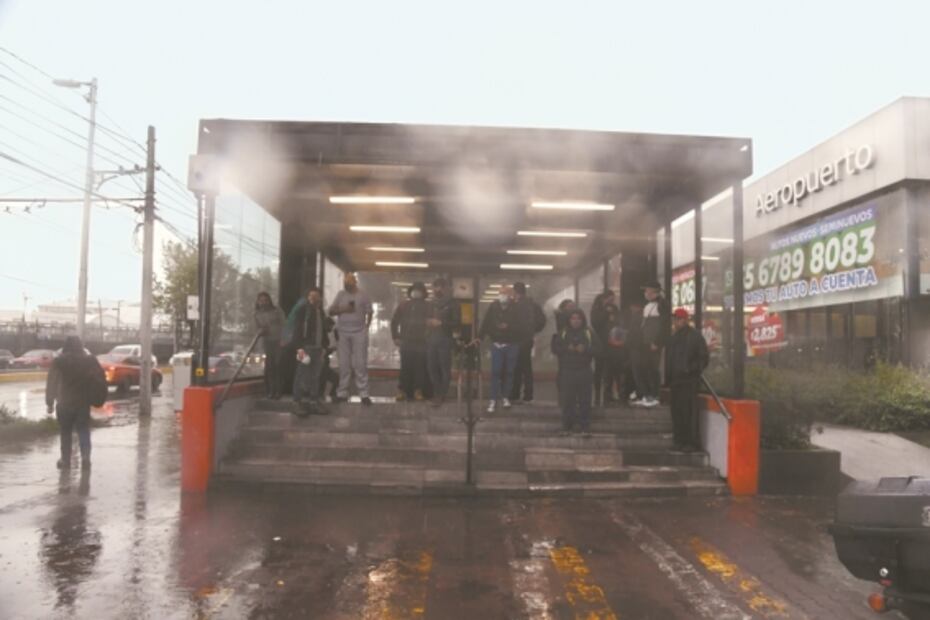 Metro falla de nuevo; se para la Línea 6 por tren atorado en vías