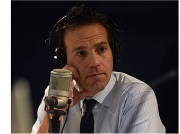 "Quieren acabar con Latinus"; Carlos Loret reacciona a investigación de la UIF contra él, su esposa y Brozo