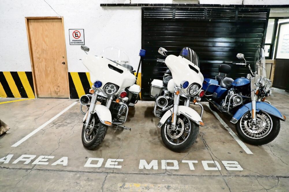 Los legisladores federales tienen seis motocicletas de 2011, una de 2012, dos de 2013, ocho de 2014 y dos de 2015, de acuerdo con la Cámara de Diputados (FOTOS: IVÁN STEPHENS. EL UNIVERSAL)