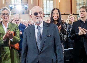 Literatura del atentado: Reseña de "Cuchillo" de Salman Rushdie