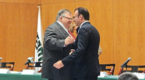 Baja del petróleo, de larga duración: Hacienda