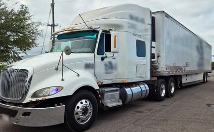 Detienen a 4 personas que transportaban cocaína en caja de tractocamión; aseguran 60 kilos de droga