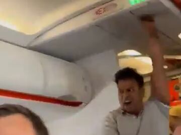 VIDEO: “Muerte a EU y Trump”; hombre amenaza avión que iba a Escocia; es arrestado