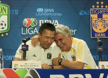 Ignacio Ambriz y Tuca Ferretti guardan la hostilidad en el Día de Medios