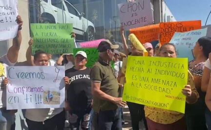Decenas se manifiestan a favor del alcalde de Teuchitlán, detenido por caso del Rancho Izaguirre; es un “chivo expiatorio”, aseguran