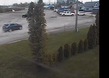 VIDEO: Mueren dos niños en EU por embestida de un auto durante fiesta de cumpleaños