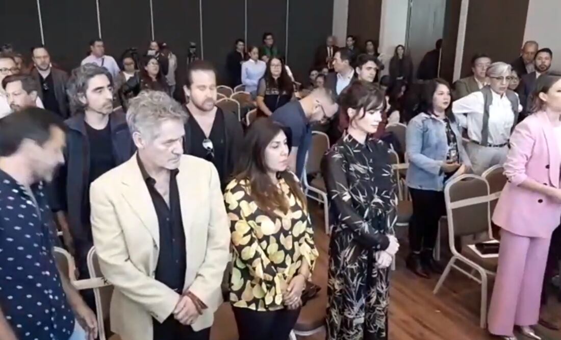 Misa de "Cuna de Lobos" con Paz vega. Foto: Captura video