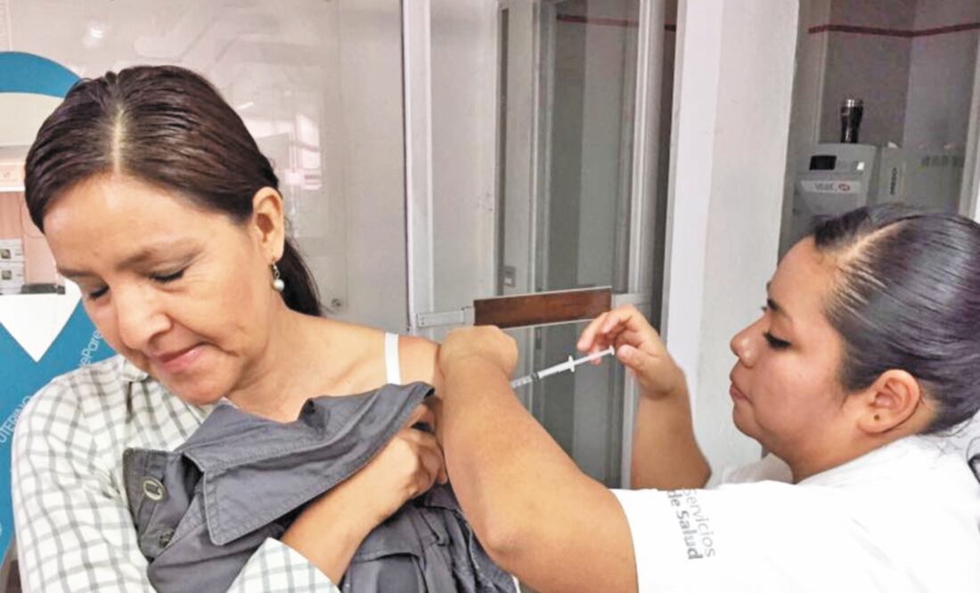 Para hacer frente a la temporada invernal 2019-2020, el sector Salud adquirió 32 millones 400 mil dosis de vacunas contra la influenza. Foto/ARCHIVO EL UNIVERSAL