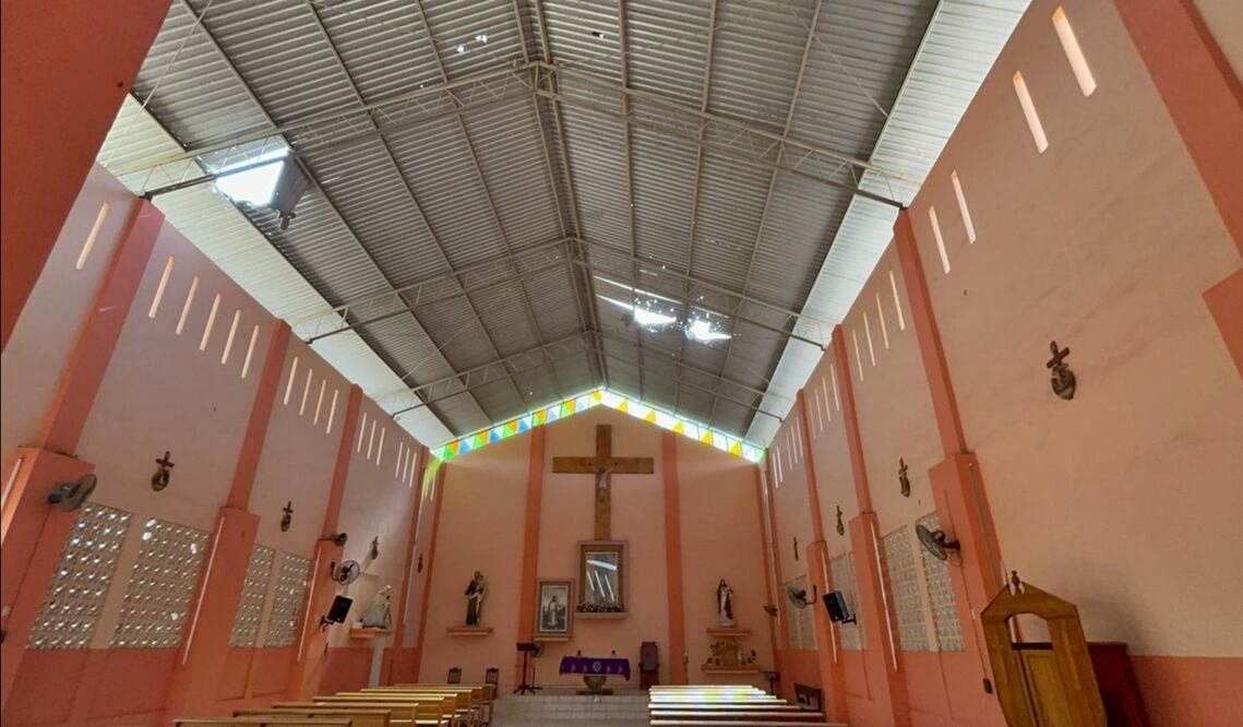 Habitantes de las comunidades de El Guayabo y El Alcalde en Apatzingán, Michoacán, huyeron del lugar debido a la violencia. Foto: Carlos Arrieta/EL UNIVERSAL